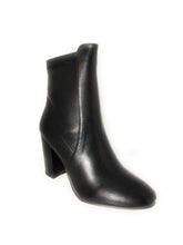 Load image into Gallery viewer, Bonnie Black Round Toe Boots, Booties
